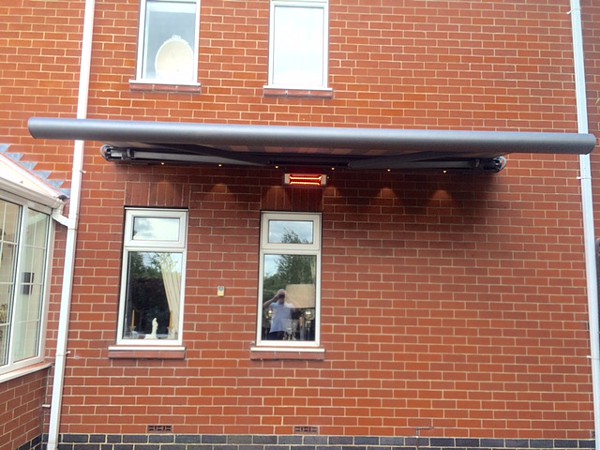 awning-installers-london