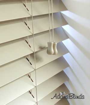 stone_blind_with_ladder_strings_wooden_blind_fitters_london