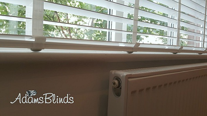 Wood Venetian Blinds With Tapes