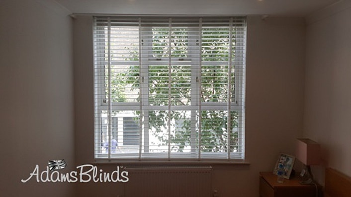 Wood Venetian Blinds With Tapes