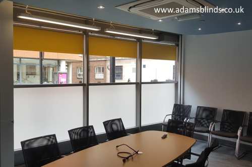 Roller blinds and vertical blinds fitters in London